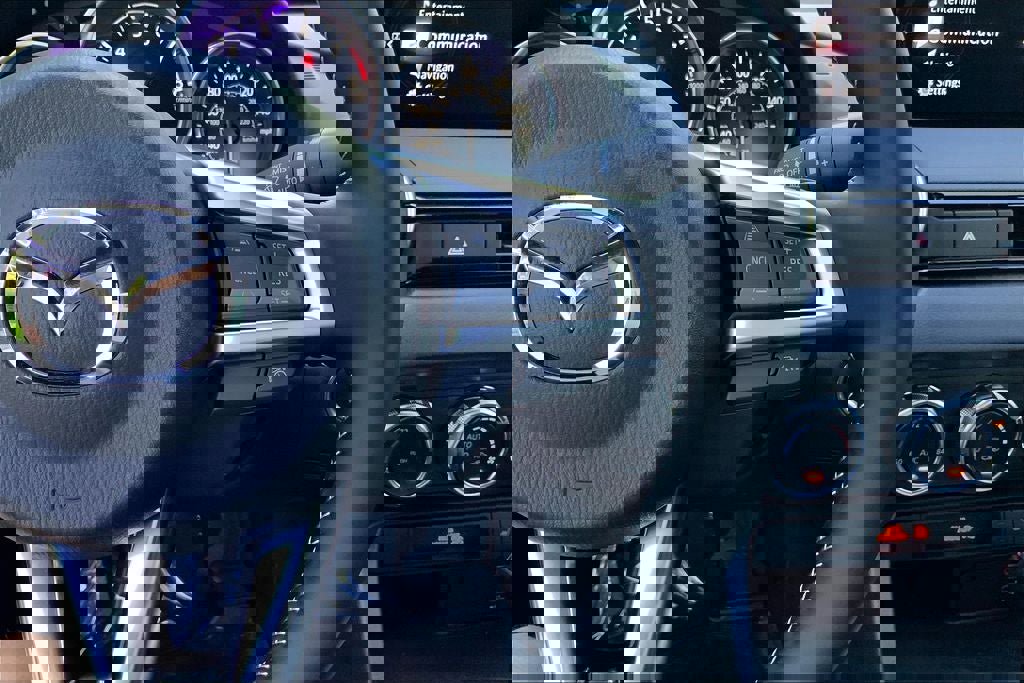 Used 2024 MAZDA MX-5 Miata Grand Touring image 19