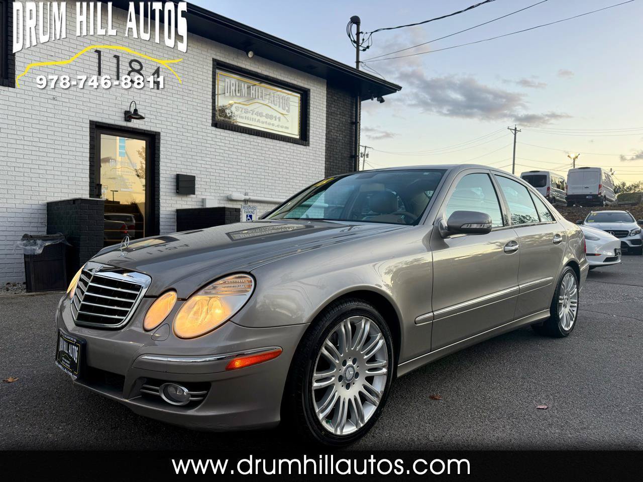 Used 2008 Mercedes-Benz E 350 4MATIC Sedan image 1