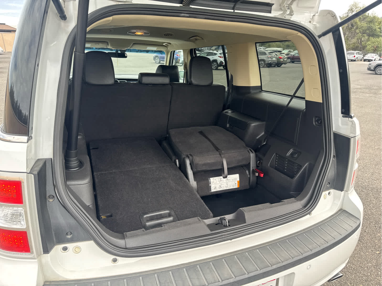 Certified 2019 Ford Flex Limited FWD image 9
