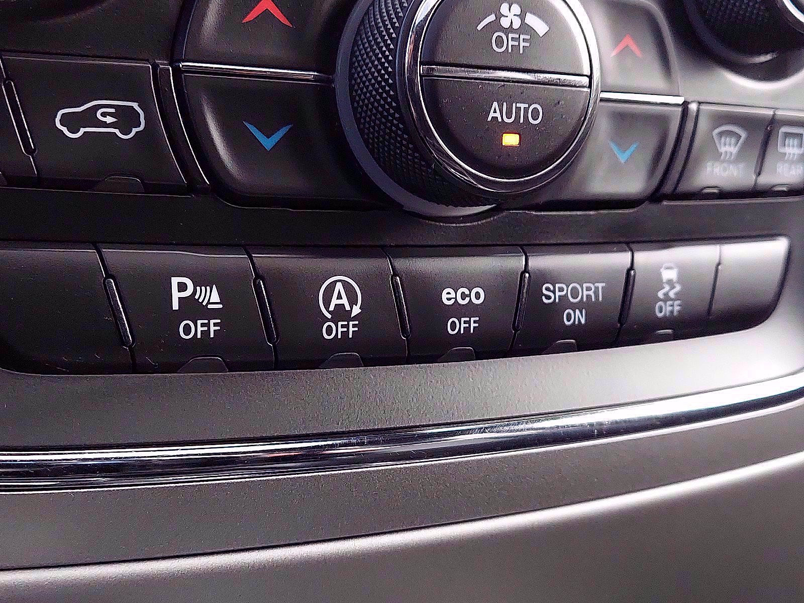 Used 2018 Jeep Grand Cherokee Altitude AWD/4WD image 25
