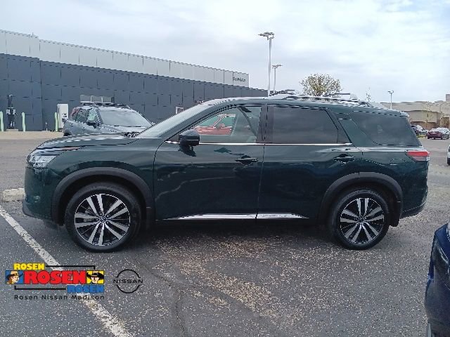 Used 2024 Nissan Pathfinder Platinum AWD/4WD video 2