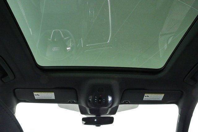 Used 2025 Audi SQ5 Premium Plus w/ Premium Plus Package AWD/4WD image 5