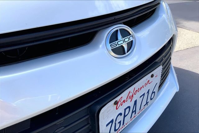 Used 2015 Scion tC FWD image 30