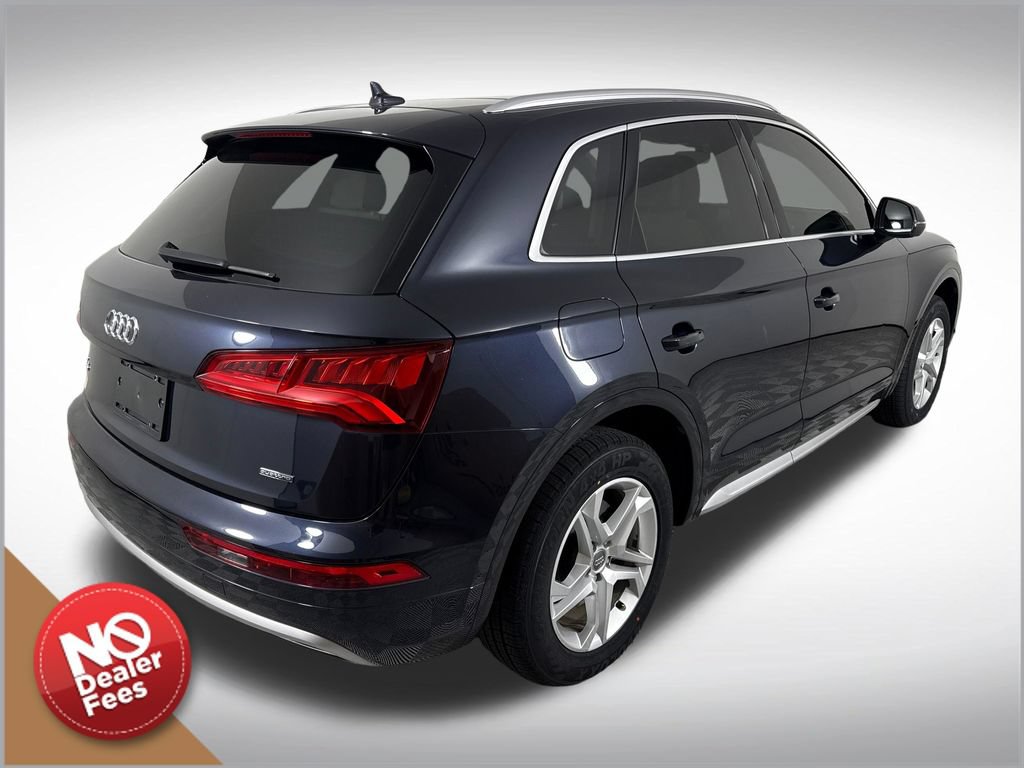 Used 2019 Audi Q5 2.0T Premium w/ Convenience Package AWD/4WD image 3