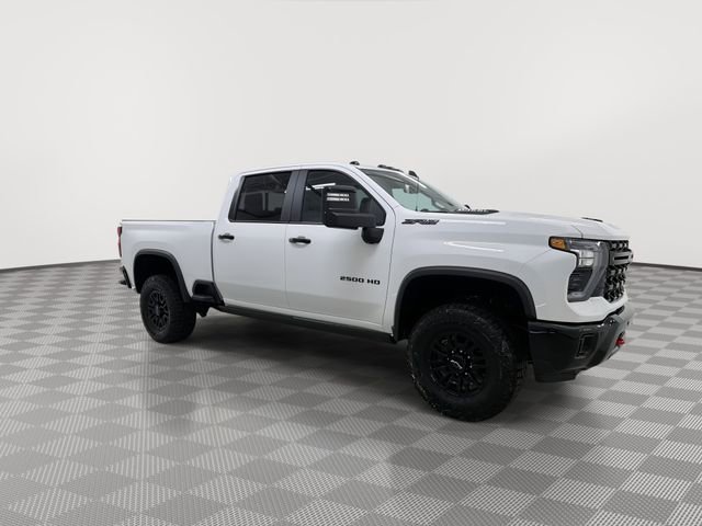 New 2026 Chevrolet Silverado 2500 ZR2 w/ LPO, Dark Essentials Package image 17