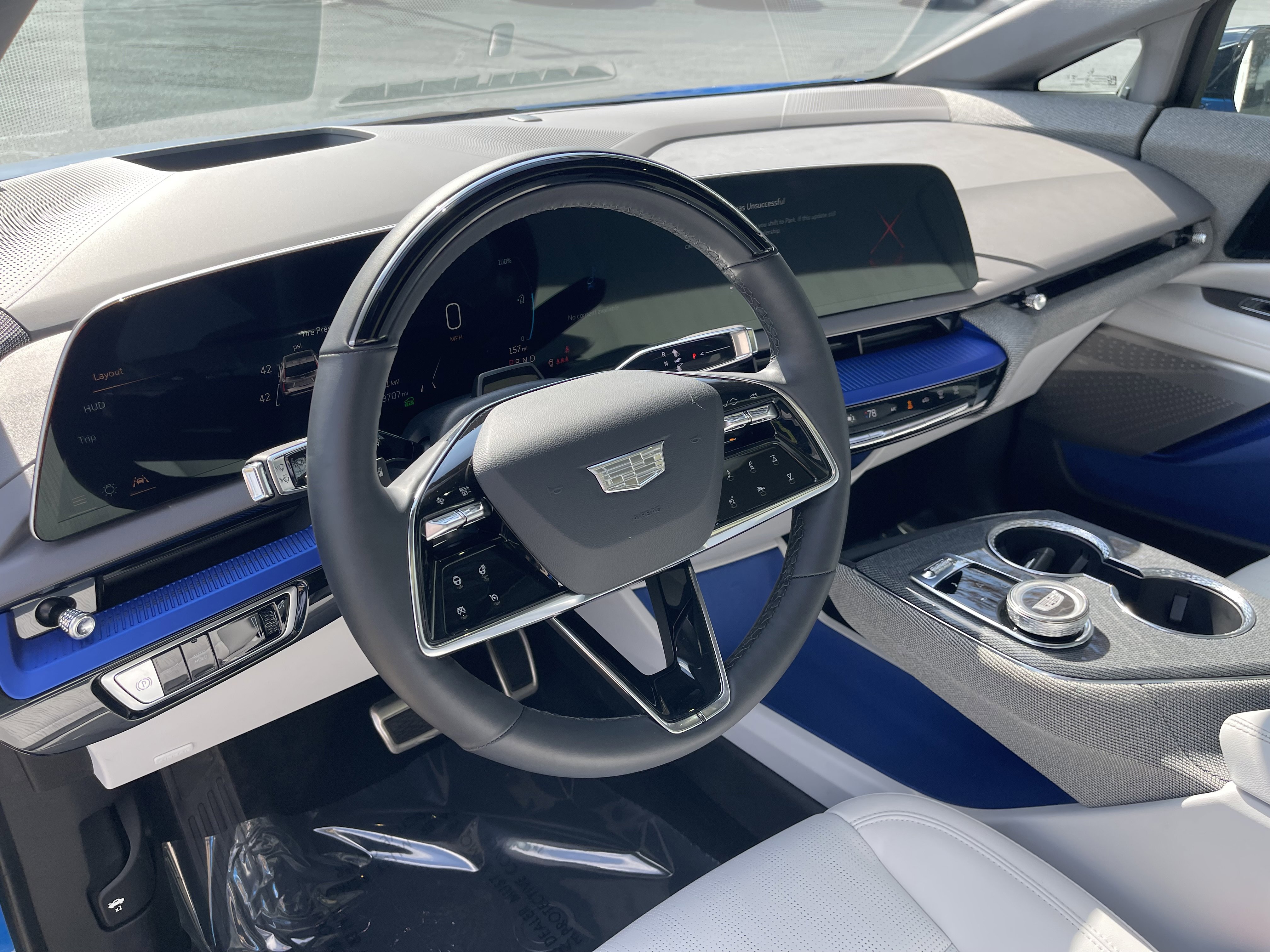 Used 2025 Cadillac Optiq Luxury 2 w/ LPO, Floor Liner Package image 14