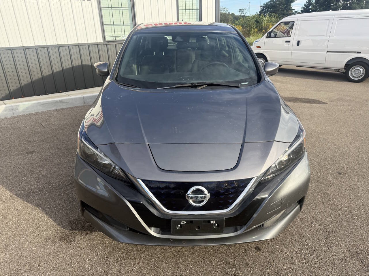 Used 2022 Nissan Leaf S FWD image 2