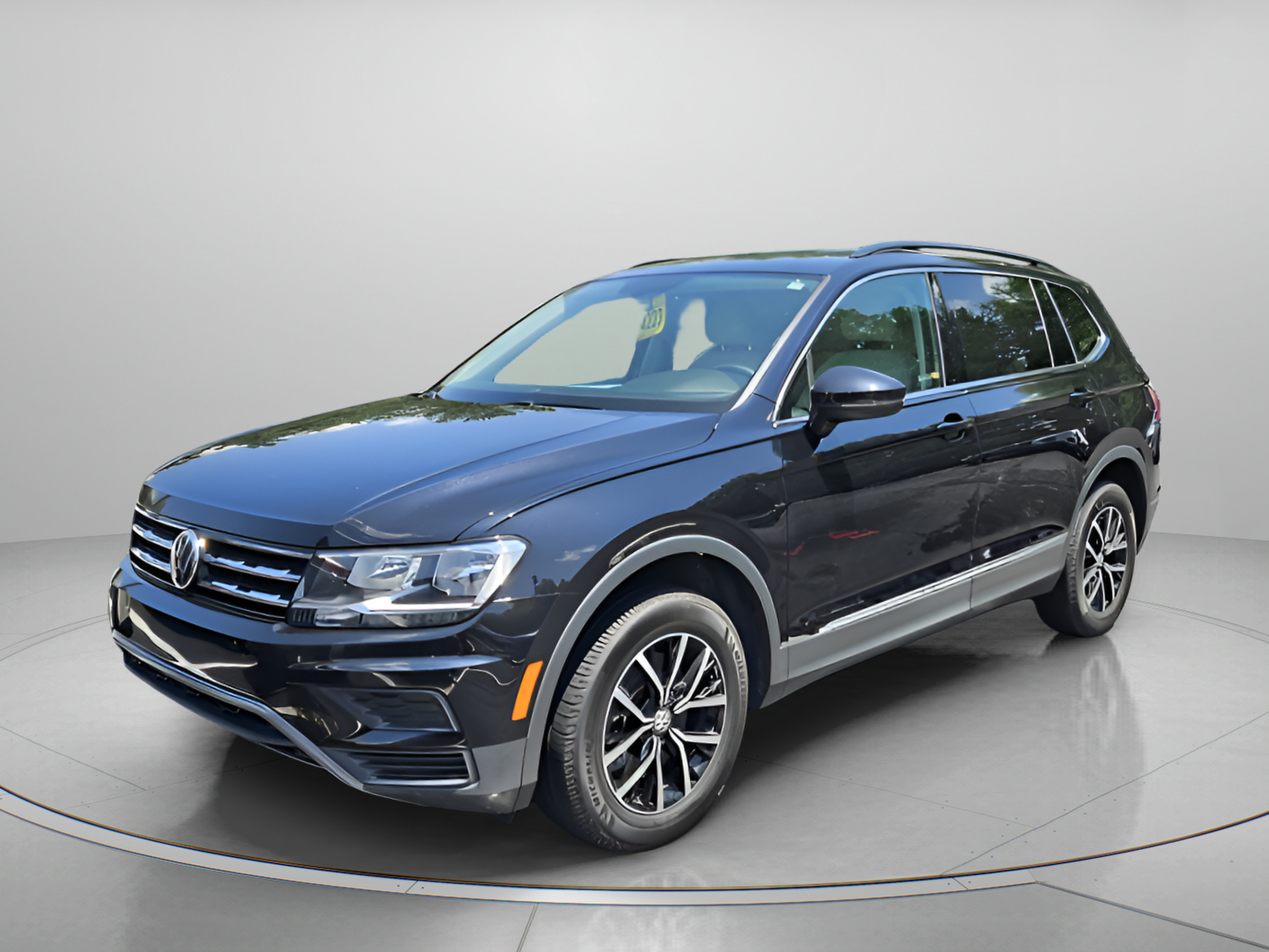 Used 2021 Volkswagen Tiguan SE
