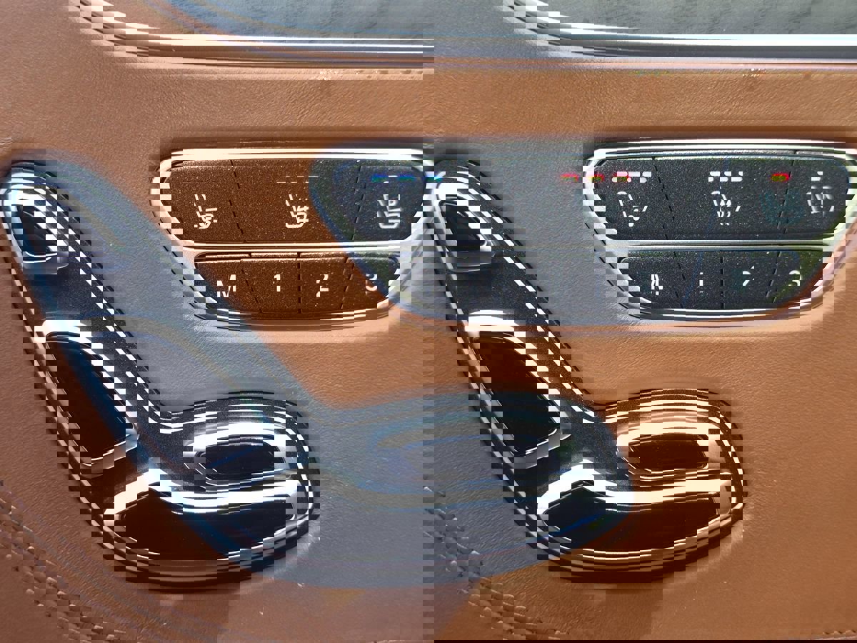 Used 2021 Mercedes-Benz S 560 4MATIC Coupe image 26