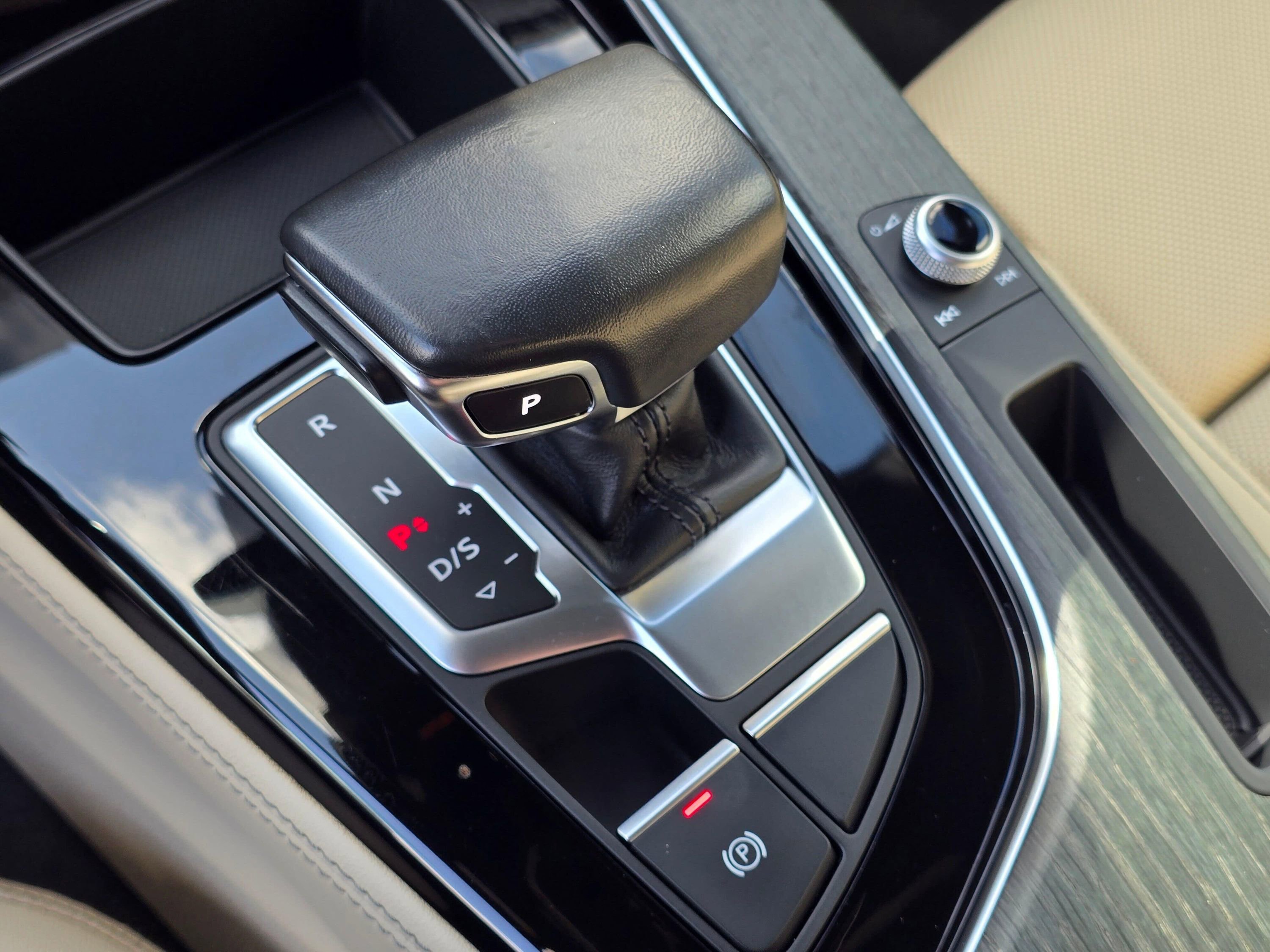 Used 2023 Audi A5 2.0T Premium Plus w/ Premium Plus image 17