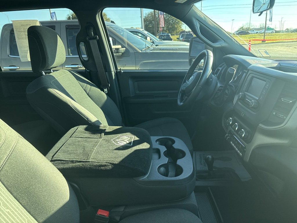 Used 2024 RAM 3500 Tradesman w/ Chrome Appearance Group image 23