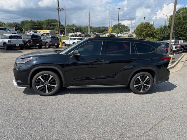 Used 2021 Toyota Highlander XSE AWD/4WD image 5