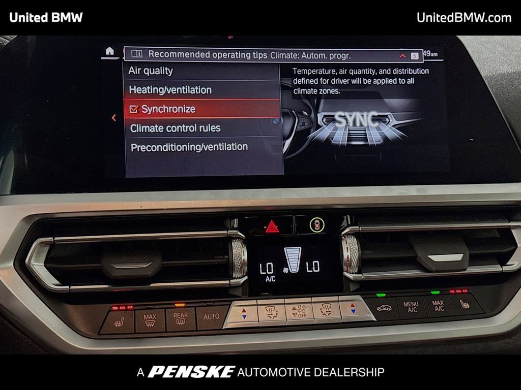 Used 2022 BMW 330i Sedan w/ M Sport Package image 11