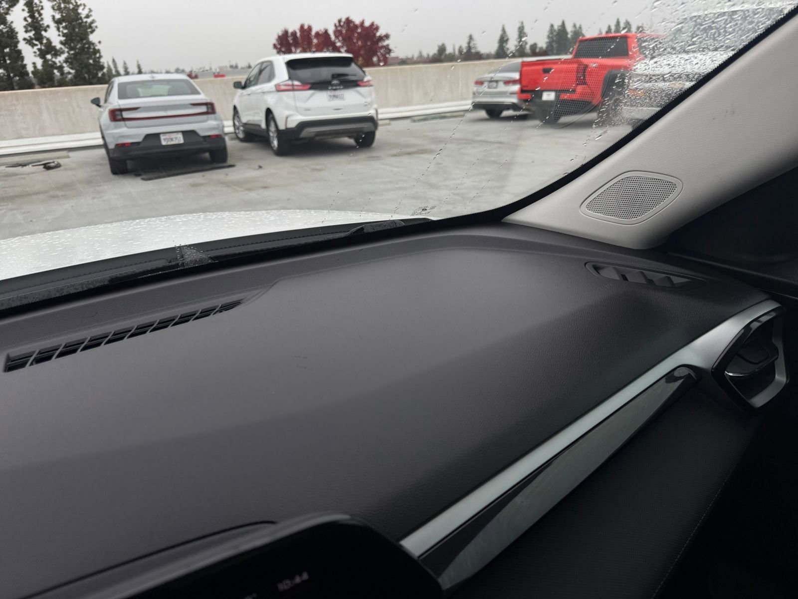 Used 2025 Chevrolet TrailBlazer LT image 35