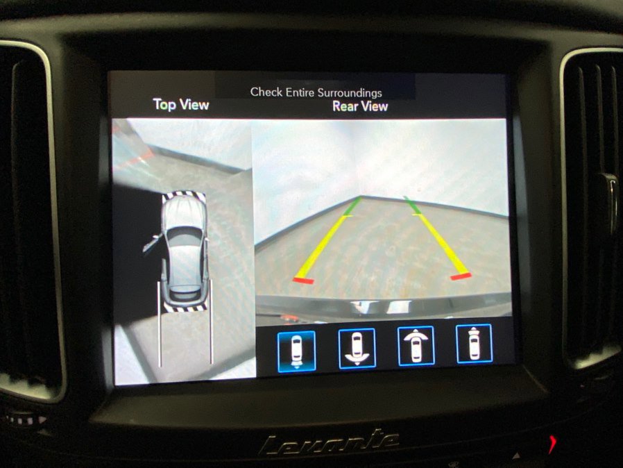 Used 2020 Maserati Levante GranSport image 32