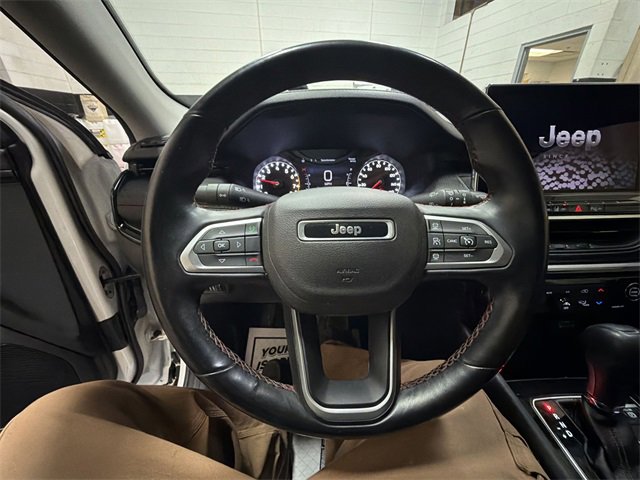 Used 2022 Jeep Compass Trailhawk w/ Trailhawk Convenience Group image 14