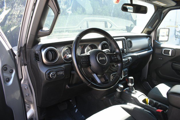 Used 2020 Jeep Gladiator Sport w/ Quick Order Package 24S AWD/4WD image 14