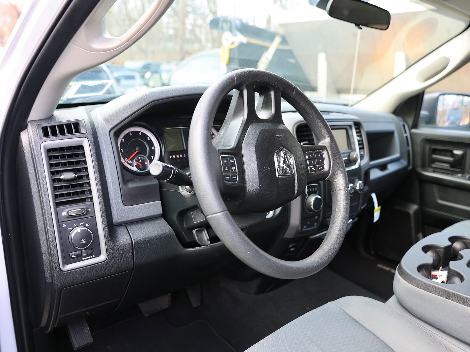 Used 2018 RAM 1500 Express w/ Express Value Package image 10