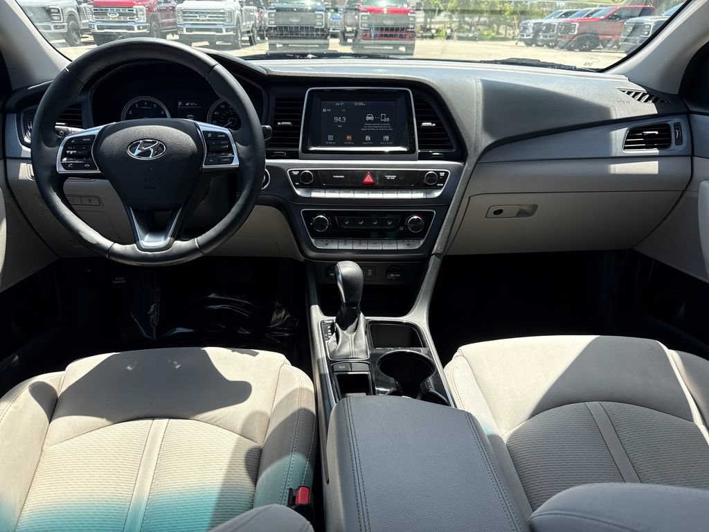 Used 2018 Hyundai Sonata SEL FWD image 6