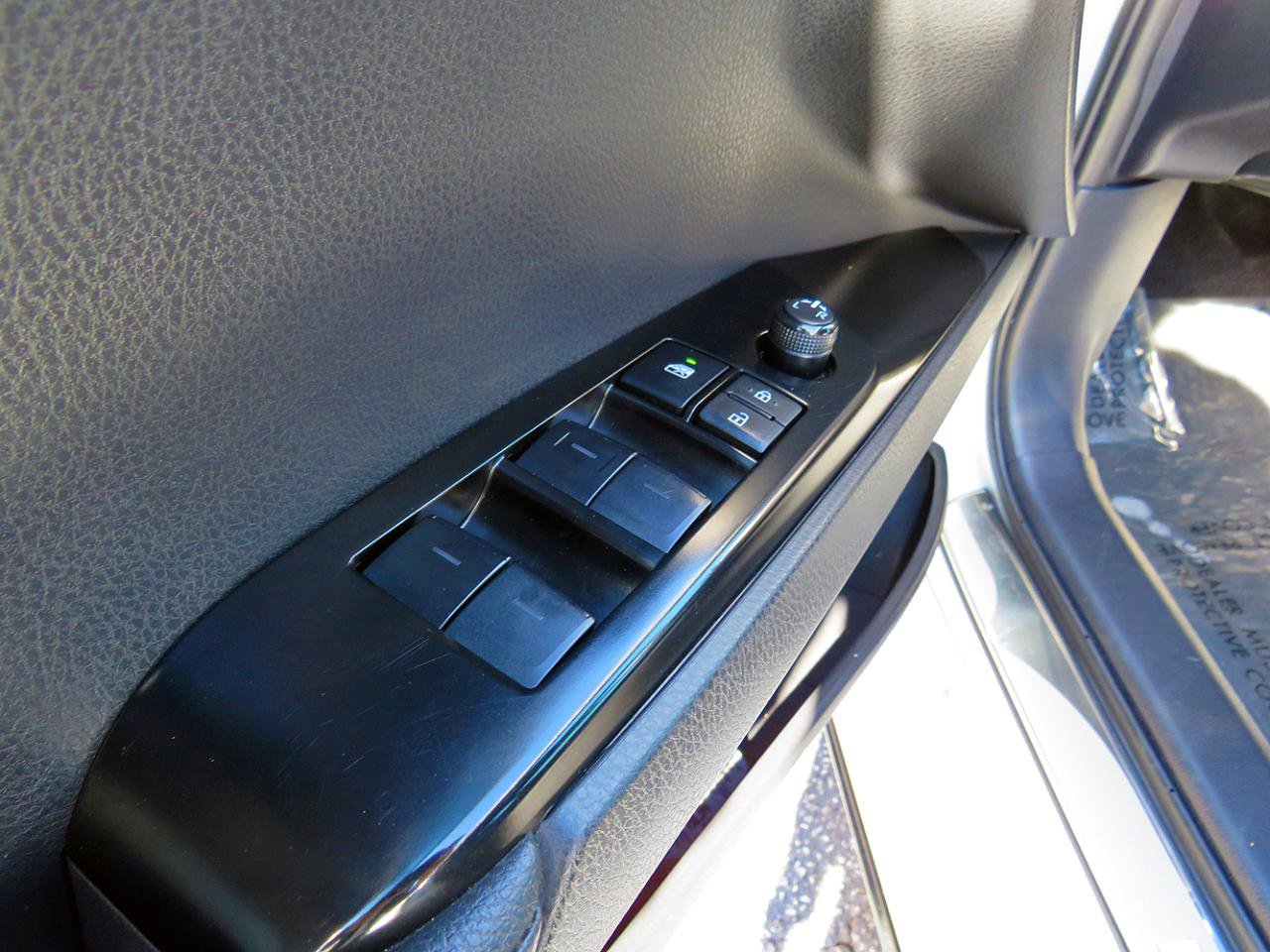 Used 2025 Toyota Camry LE image 24