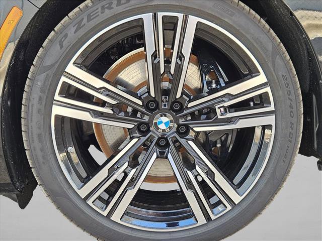 New 2026 BMW i7 M70 w/ Executive Package image 16