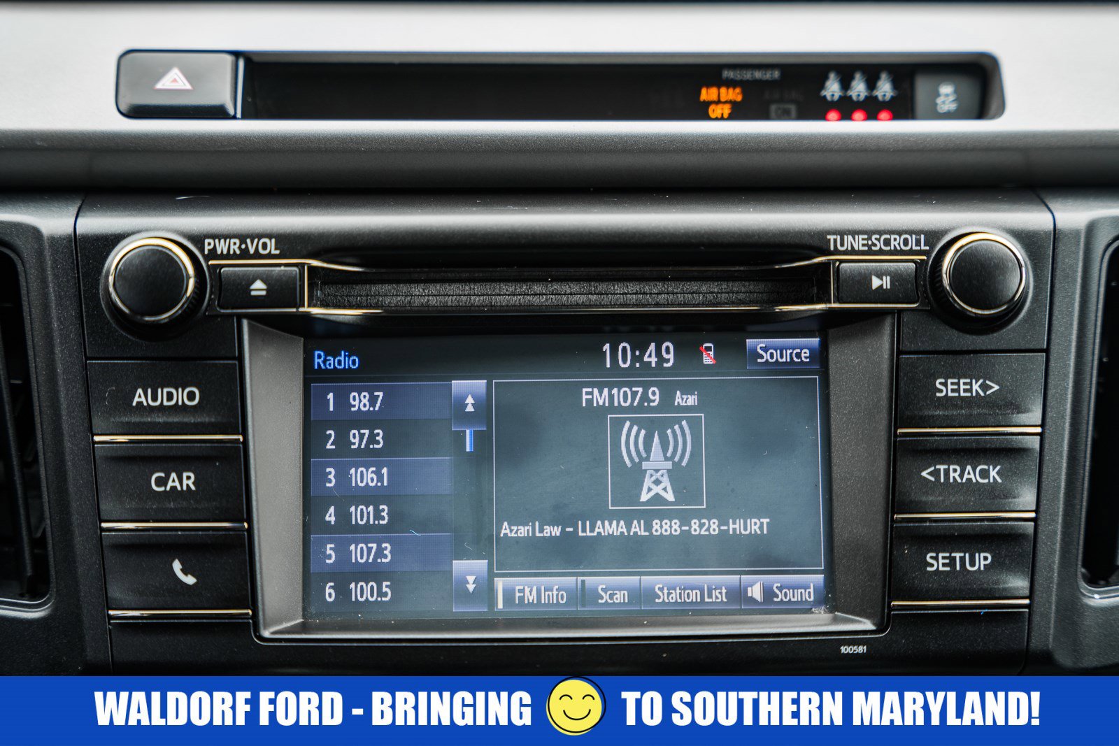 Used 2018 Toyota RAV4 LE w/ All Weather Liner Package image 20