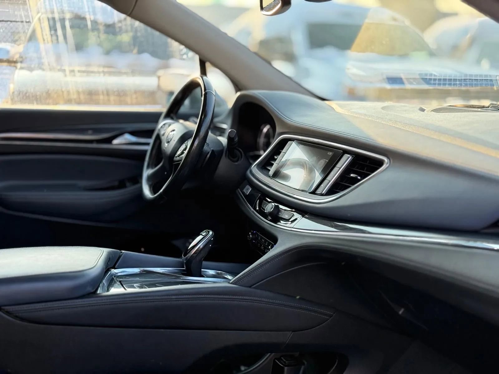 Used 2018 Buick Enclave Premium w/ Experience Buick Package image 19