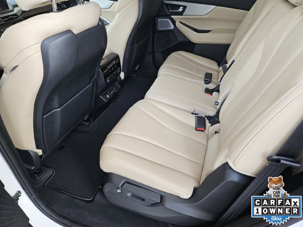Used 2026 Acura MDX w/ Technology Package AWD/4WD image 30