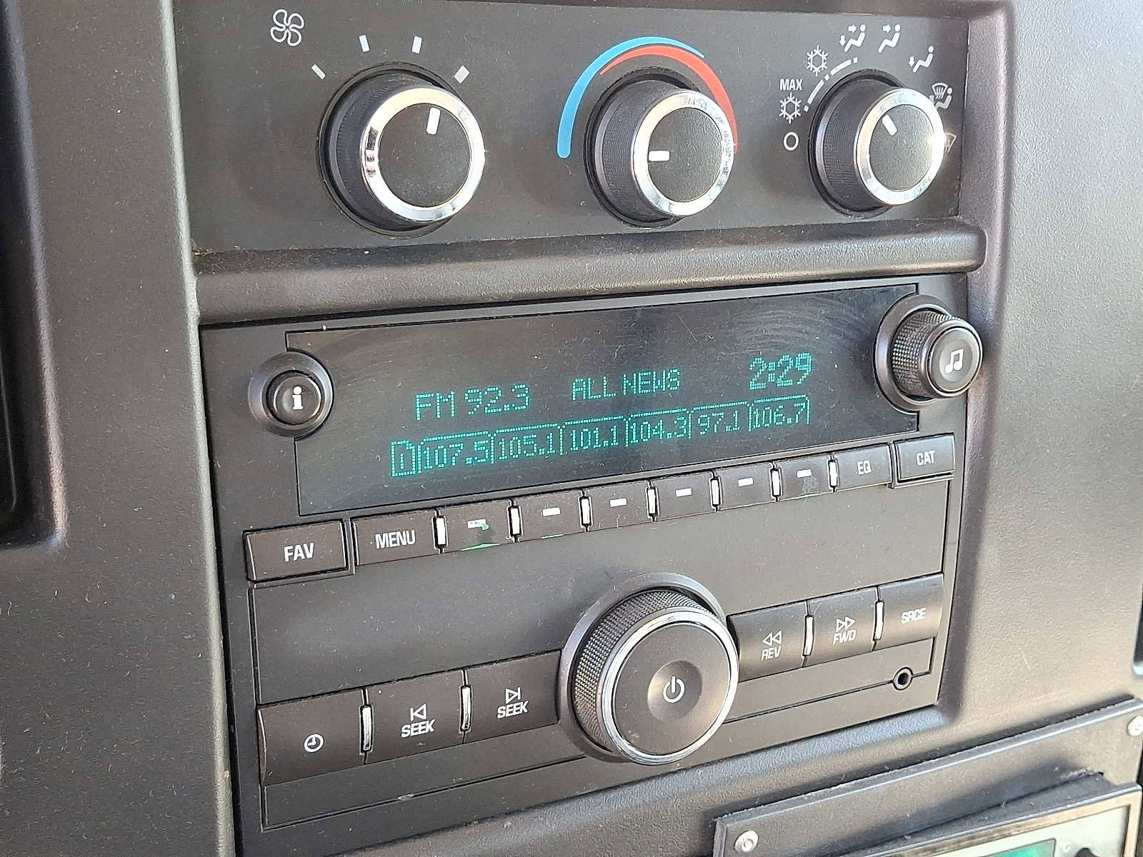 Used 2016 Chevrolet Express 3500 image 14