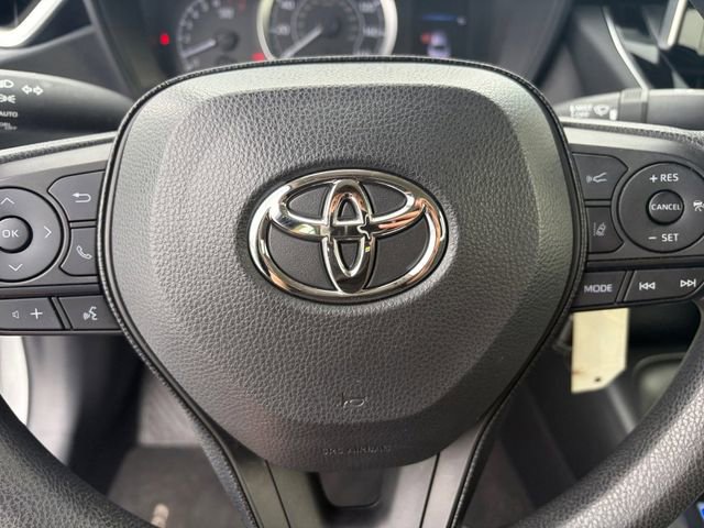 Used 2020 Toyota Corolla LE FWD image 6