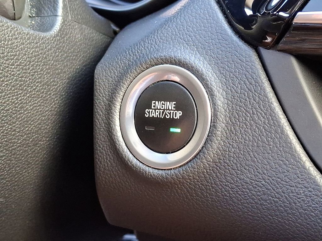 Used 2018 Buick Envision Essence w/ LPO, Hit The Road Package image 23