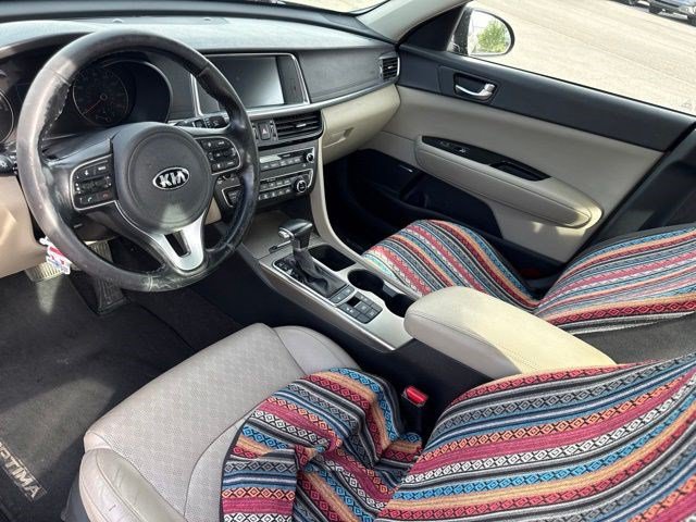 Used 2017 Kia Optima EX w/ Technology Package FWD image 9