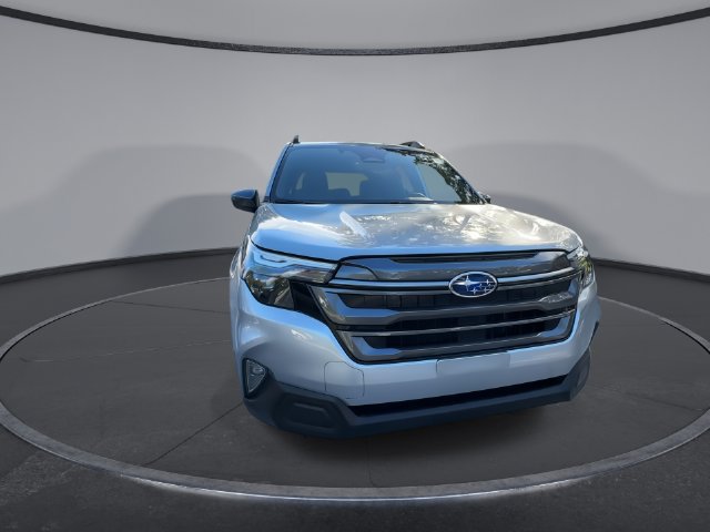 Certified 2025 Subaru Forester Premium AWD/4WD image 2