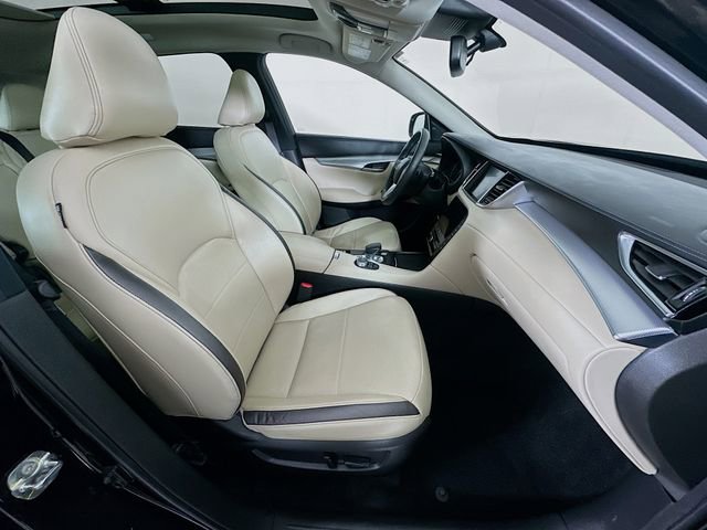 Used 2022 INFINITI QX50 Essential image 8