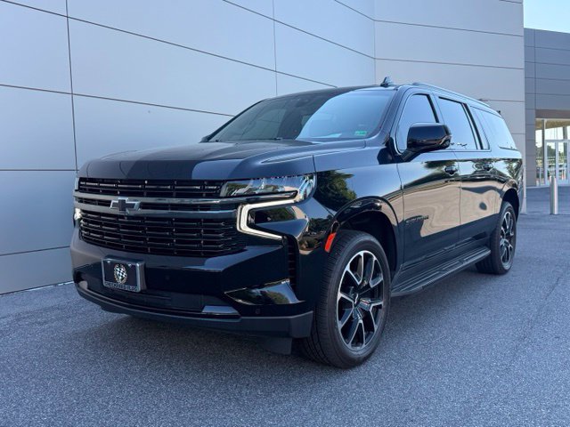 Used 2022 Chevrolet Suburban RST w/ Luxury Package