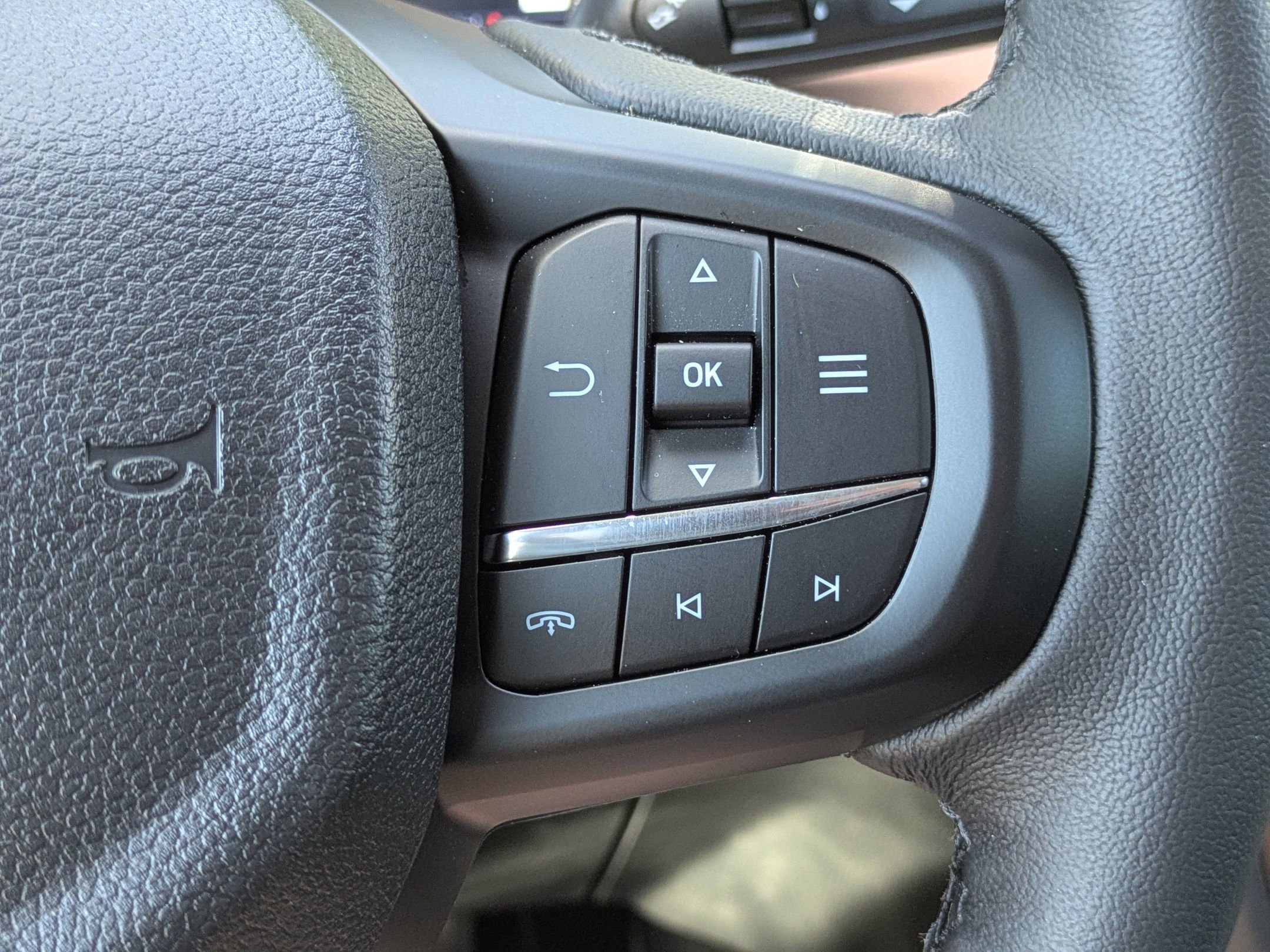 New 2025 Ford Ranger Lariat w/ FX4 Off-Road Package AWD/4WD image 15