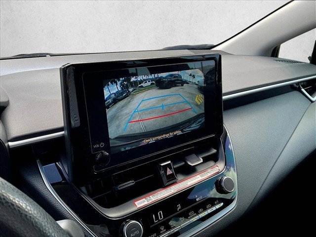 Used 2025 Toyota Corolla LE w/ Convenience Package FWD image 22