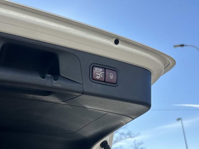 Used 2019 Mercedes-Benz GLC 300 GLC 300 image 12