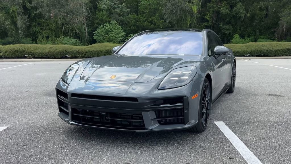 New 2026 Porsche Panamera GTS image 3