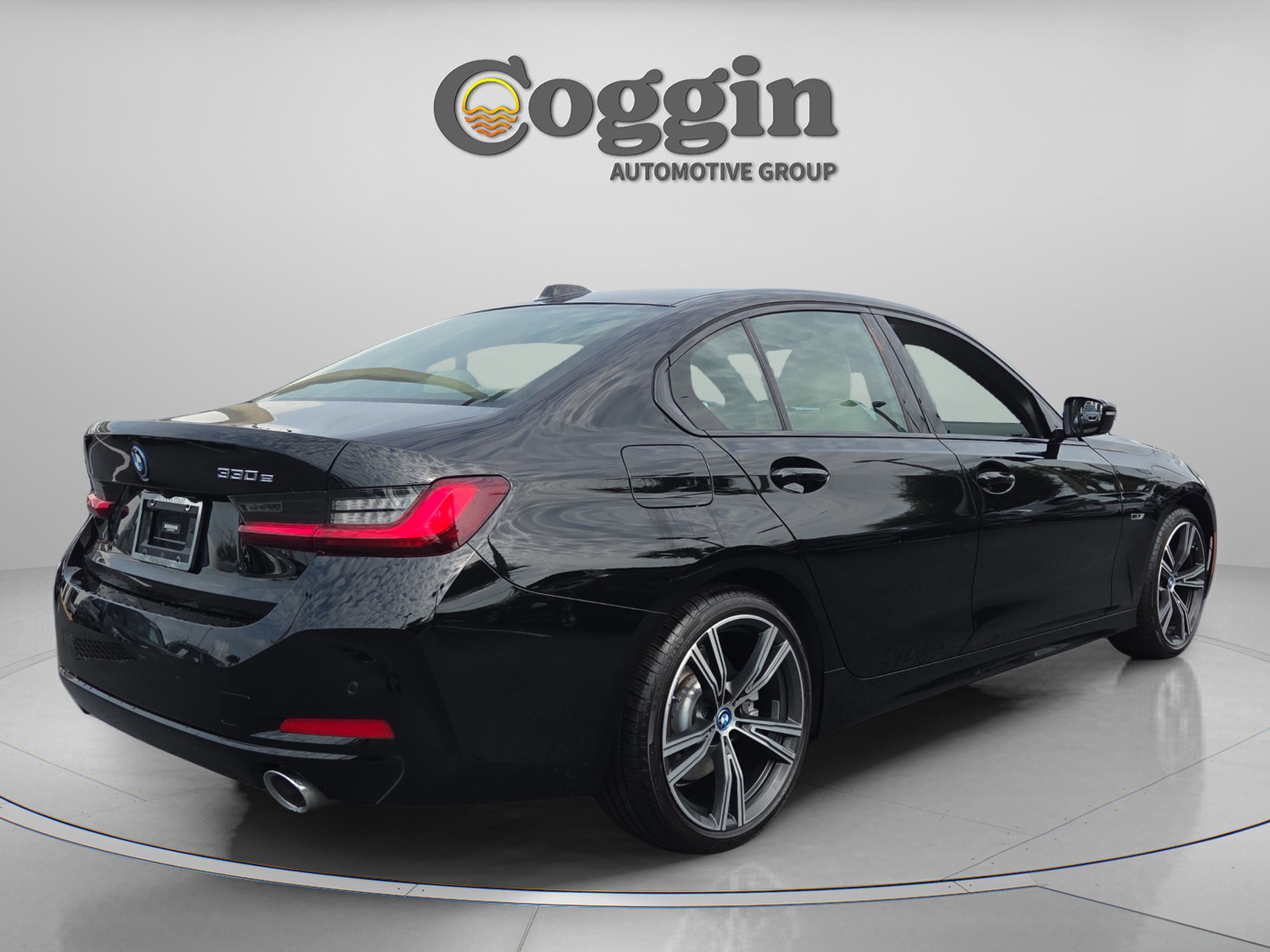 Certified 2023 BMW 330e w/ Driving Assistance Package RWD image 5