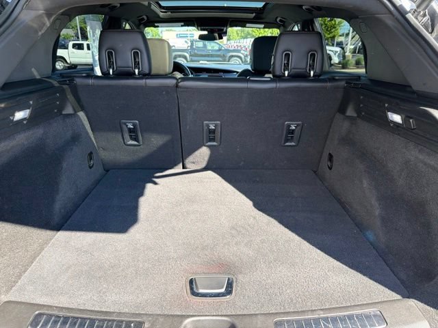 Used 2022 Cadillac XT4 Sport w/ Cold Weather Package AWD/4WD image 37