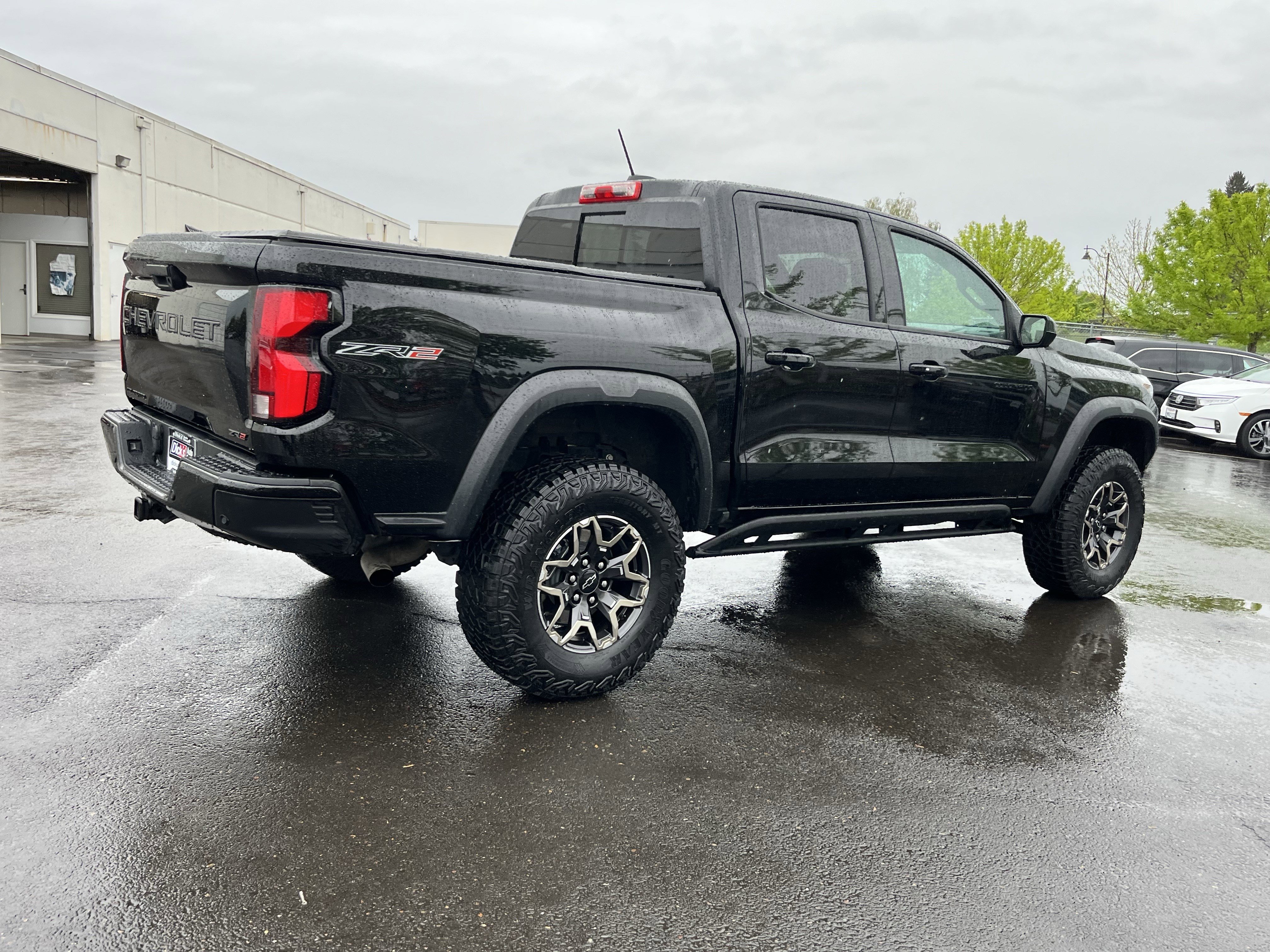 Used 2024 Chevrolet Colorado ZR2 w/ Technology Package AWD/4WD image 6