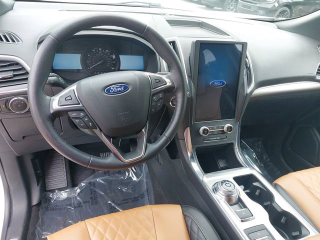 Certified 2024 Ford Edge Titanium w/ Titanium Elite Package AWD/4WD image 16