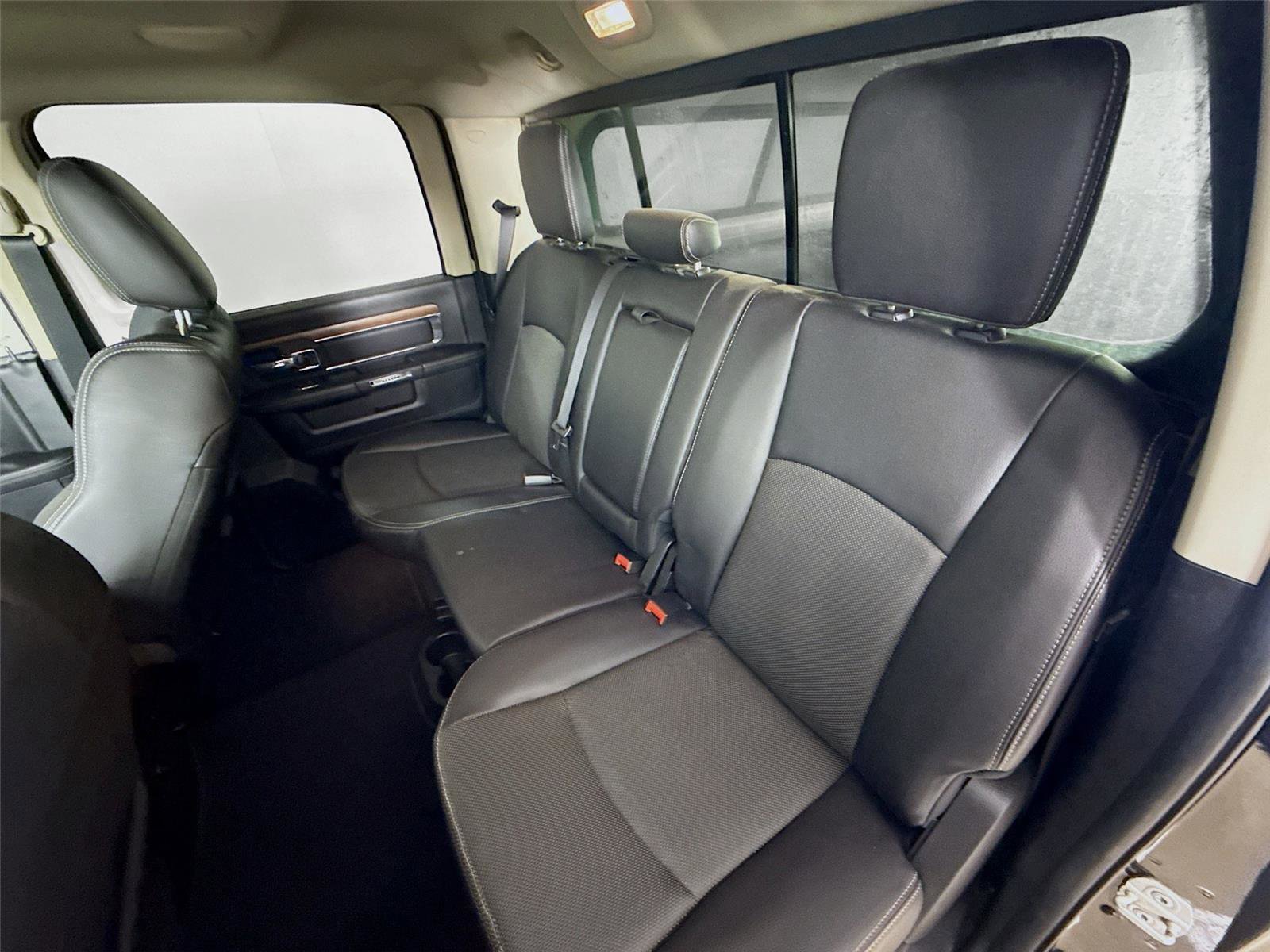 Used 2014 RAM 2500 Laramie w/ HD Snow Plow Prep Group image 11