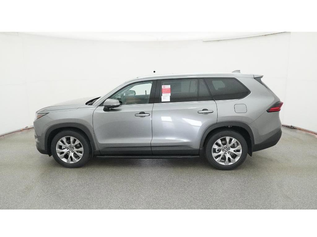 New 2026 Toyota Grand Highlander Limited image 3
