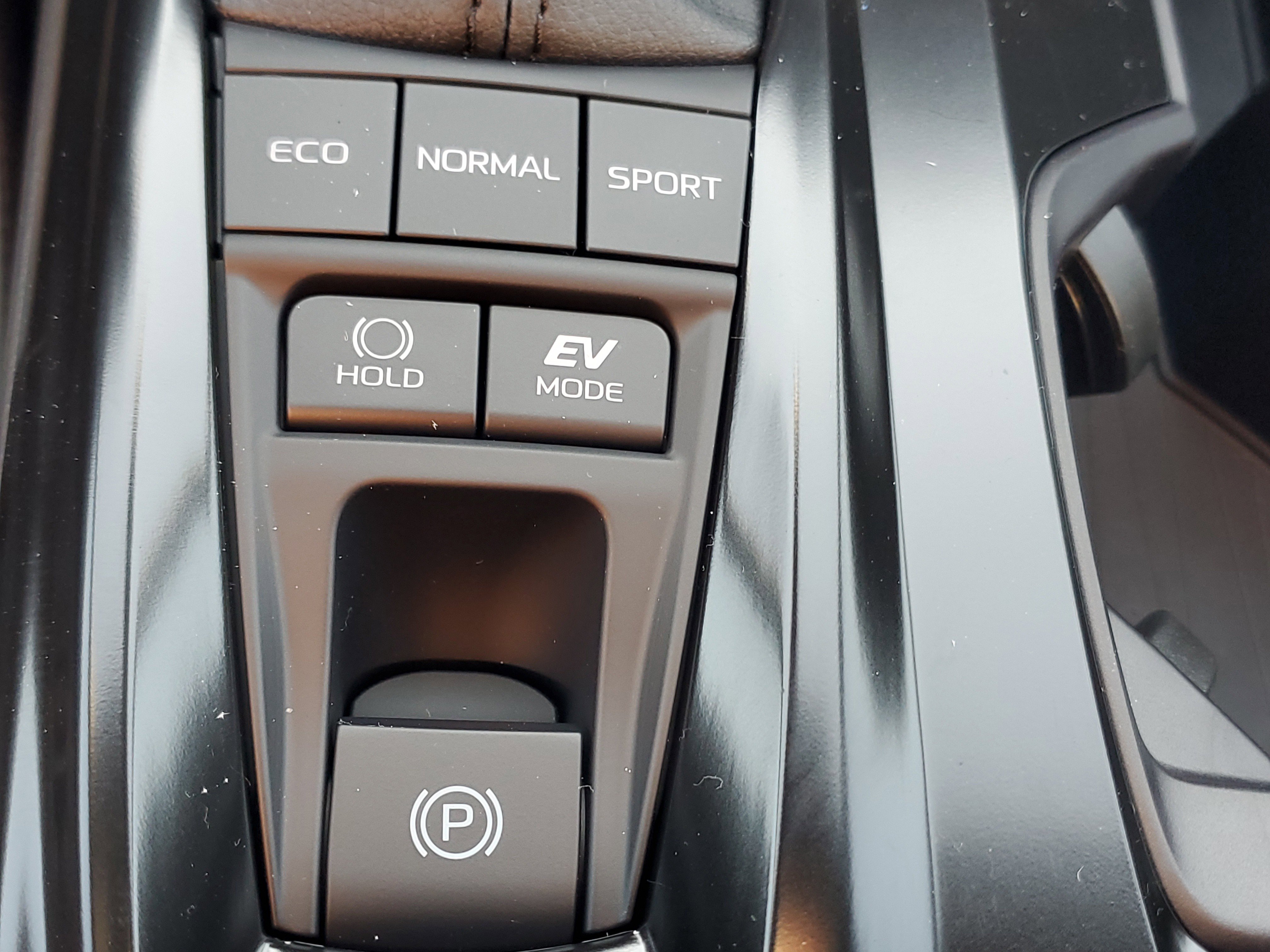 New 2026 Toyota Camry SE FWD image 32