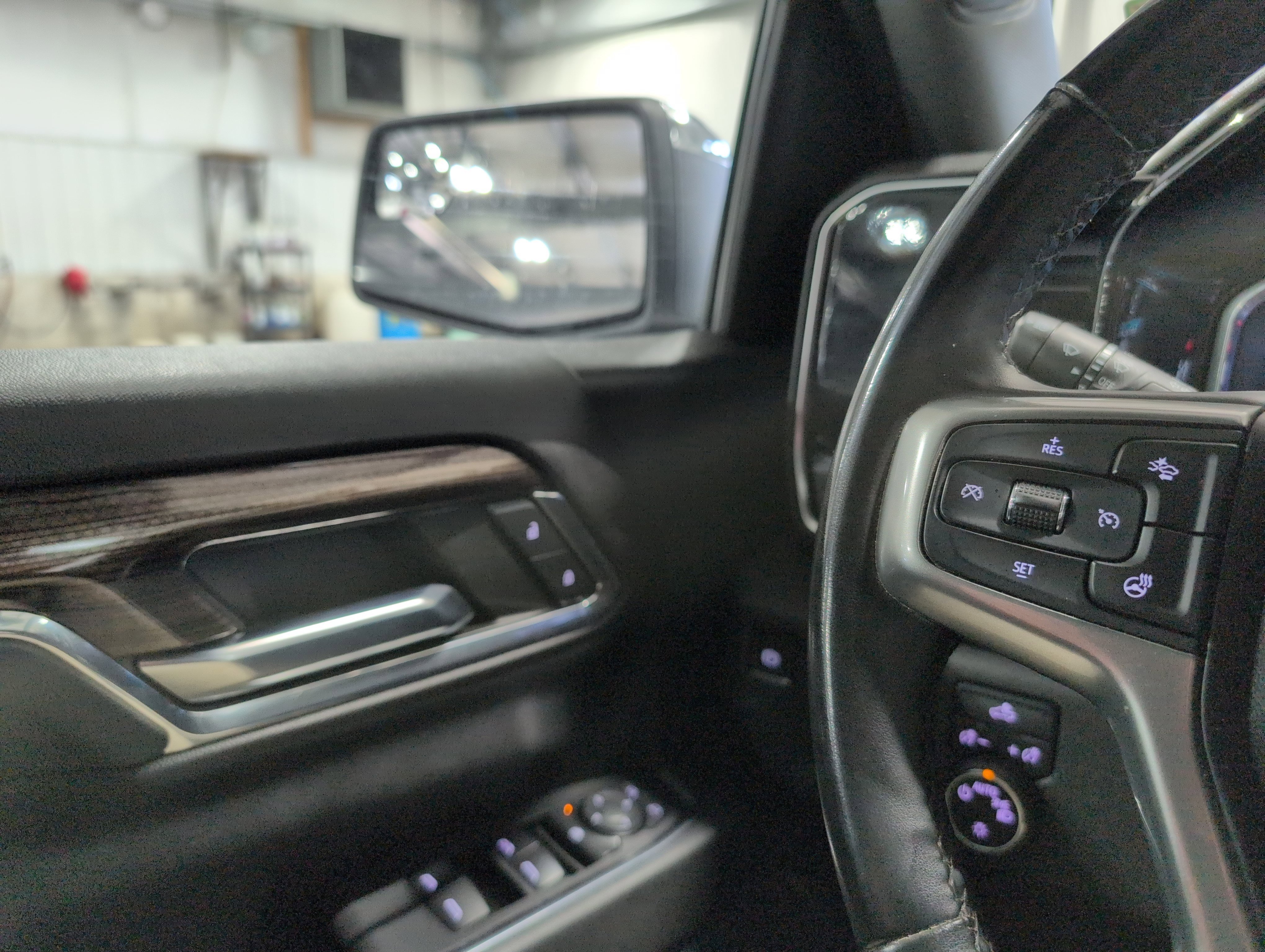 Used 2023 Chevrolet Silverado 1500 LT w/ Protection Package AWD/4WD image 19