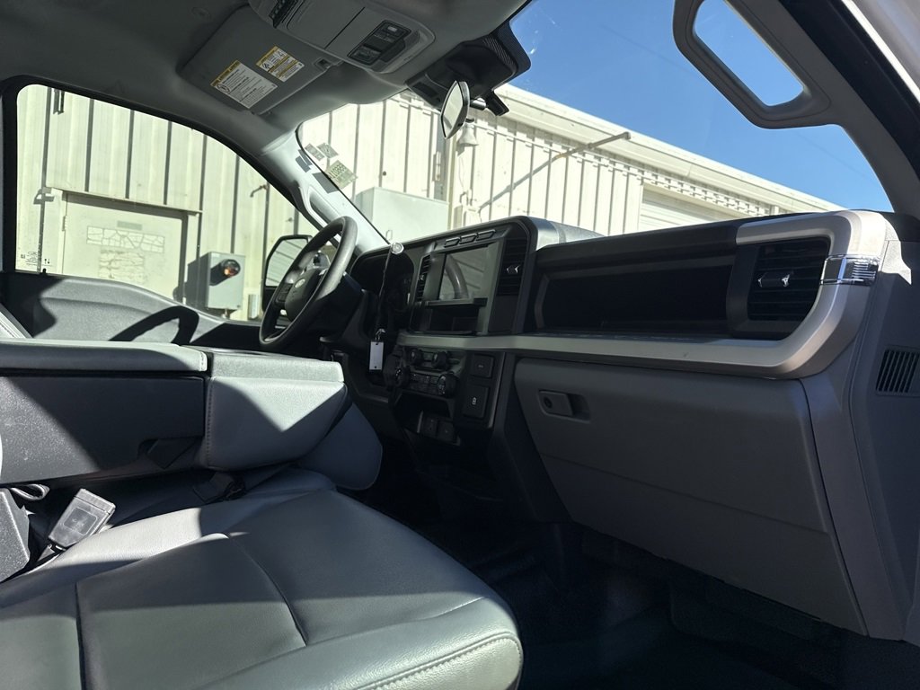 Used 2023 Ford F250 XL image 31