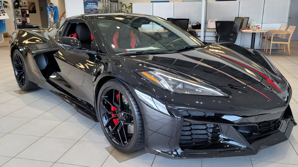 New 2025 Chevrolet Corvette Z06 image 2