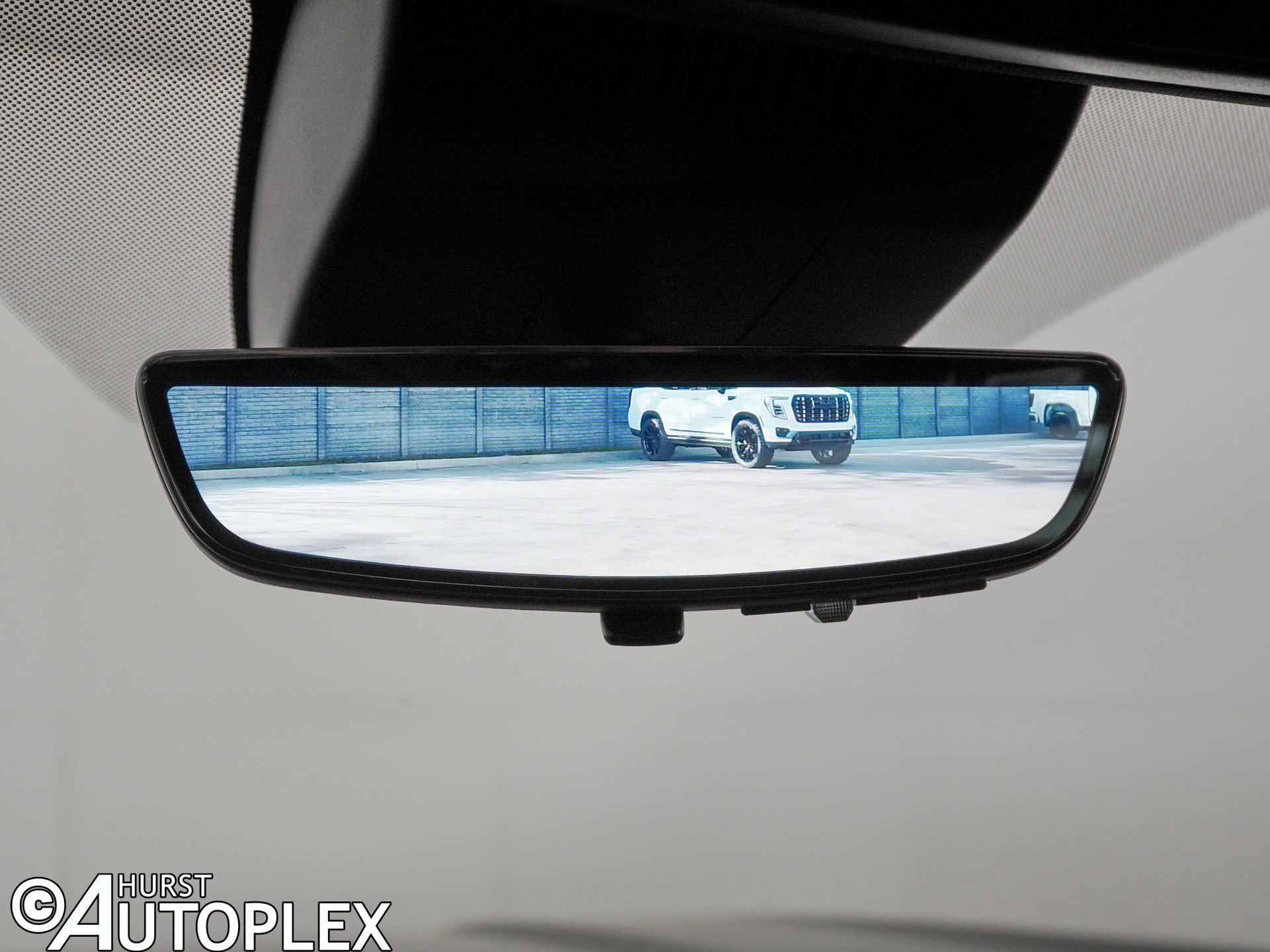 Used 2026 GMC Yukon AT4 Ultimate w/ LPO, Floor Liner Package AWD/4WD image 28